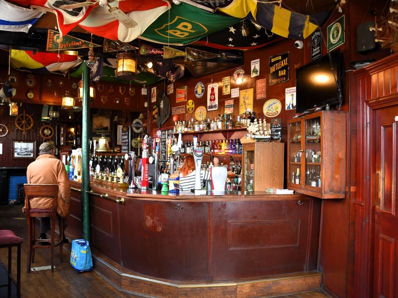 Steamboat. (Bar). Published on 02-02-2025
