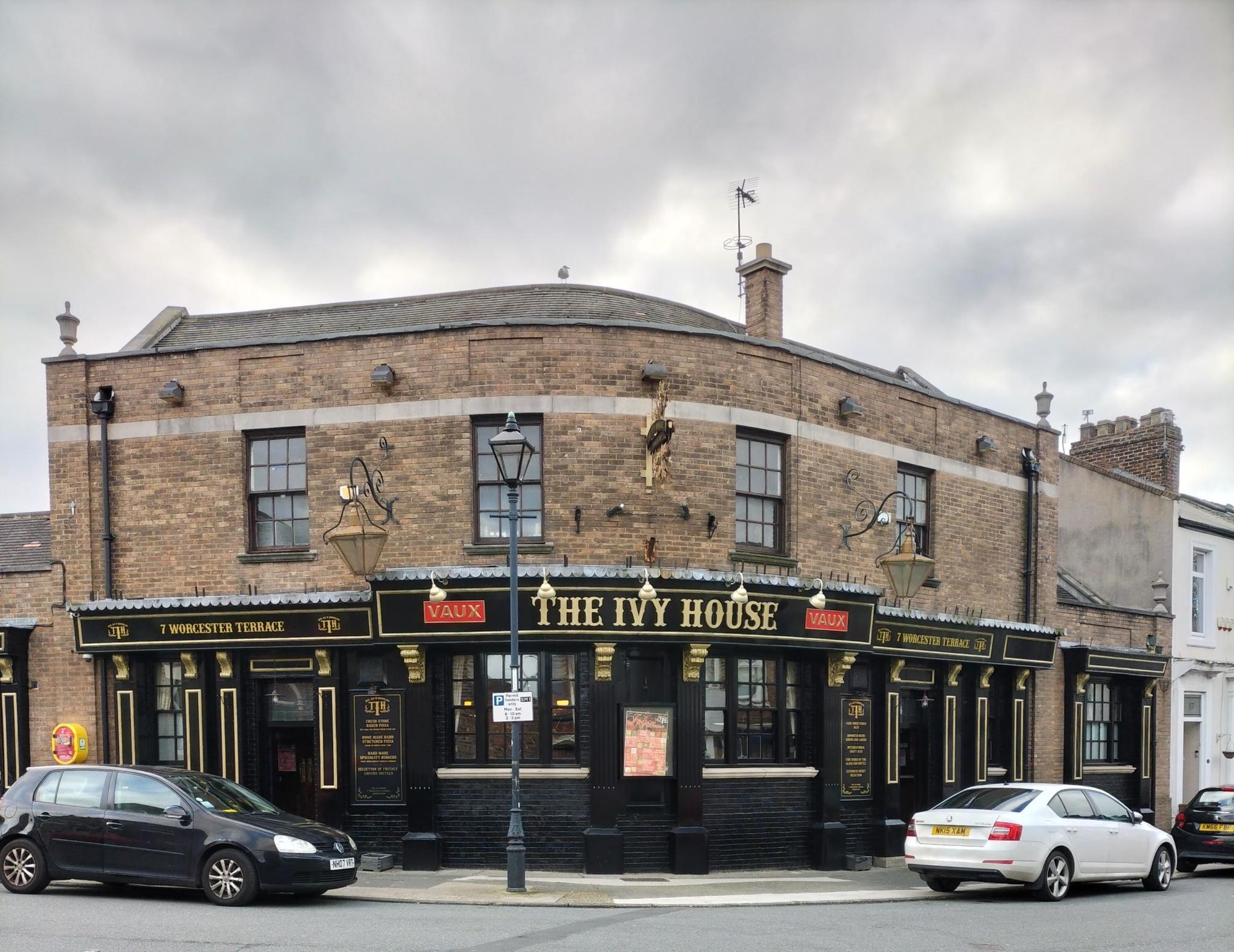 Ivy House . (Pub, External). Published on 07-11-2023