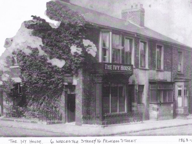 Ivy House - 1946 - Ron Lawson. (Pub, External). Published on 28-03-2024