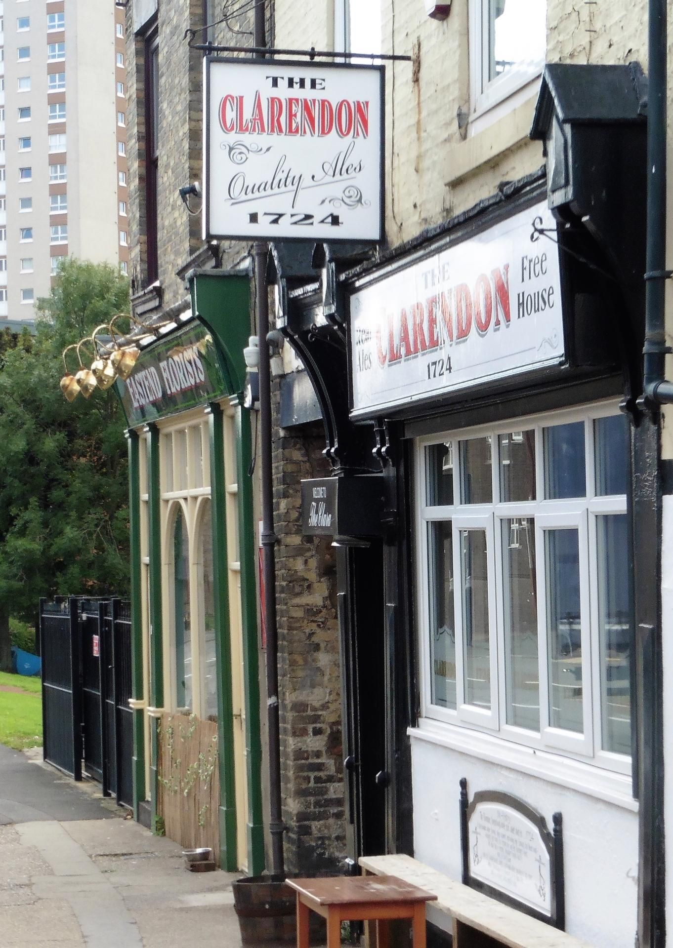 Clarendon. (Pub, External, Key). Published on 01-01-1970
