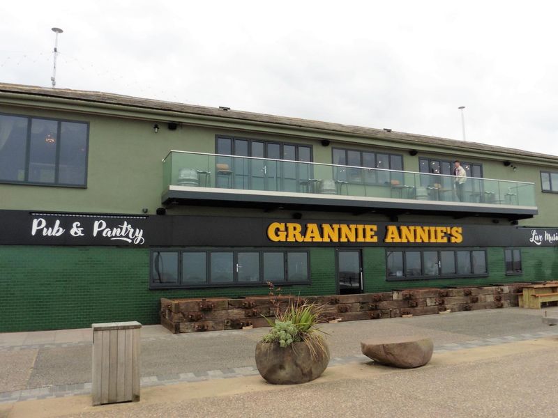 Grannie Annie's. (Pub, External). Published on 17-10-2021