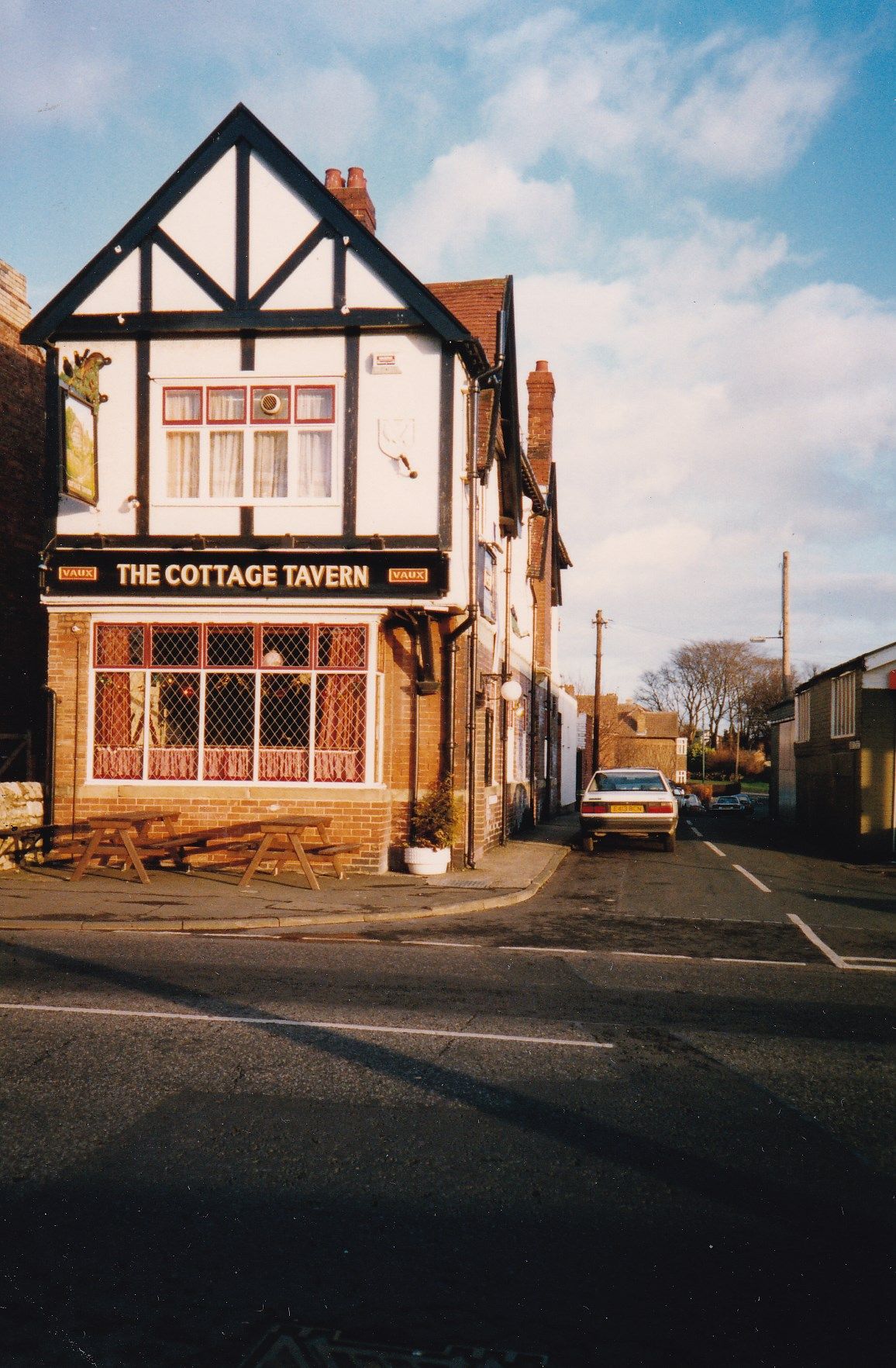Cottage Tavern - 1988 from Sund. Antiquarian Soc.. (External). Published on 21-09-2024