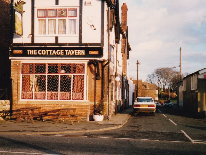 Cottage Tavern - 1988 from Sund. Antiquarian Soc.. (External). Published on 21-09-2024 