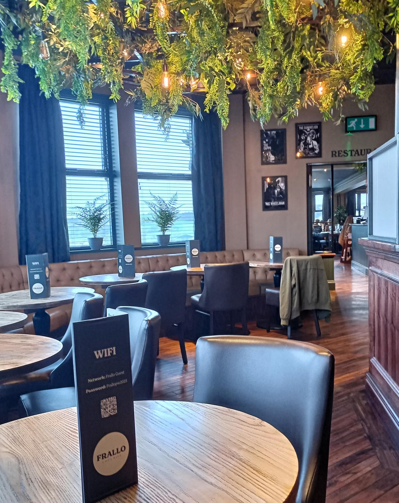 Frallo. (Bar). Published on 31-10-2025