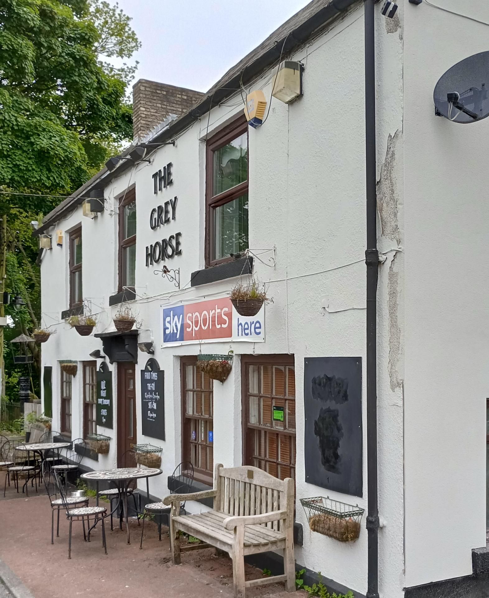 Grey Horse Front. (Pub, External). Published on 20-05-2024