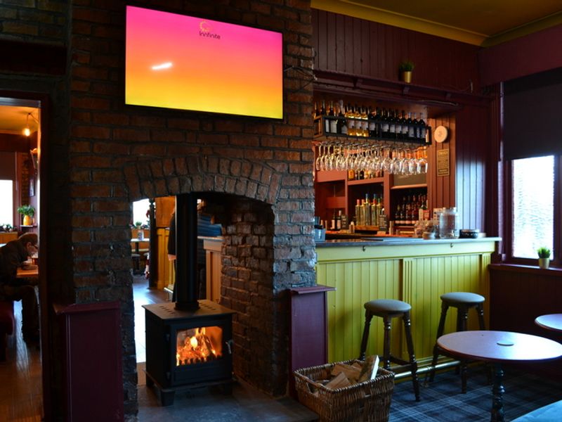 Dolly Peel Bar. (Bar). Published on 28-11-2025 