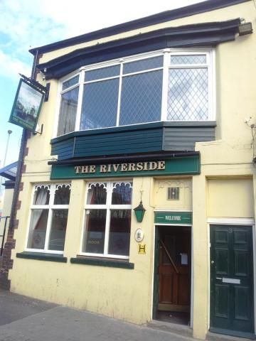 Riverview. (Pub, External). Published on 24-07-2014