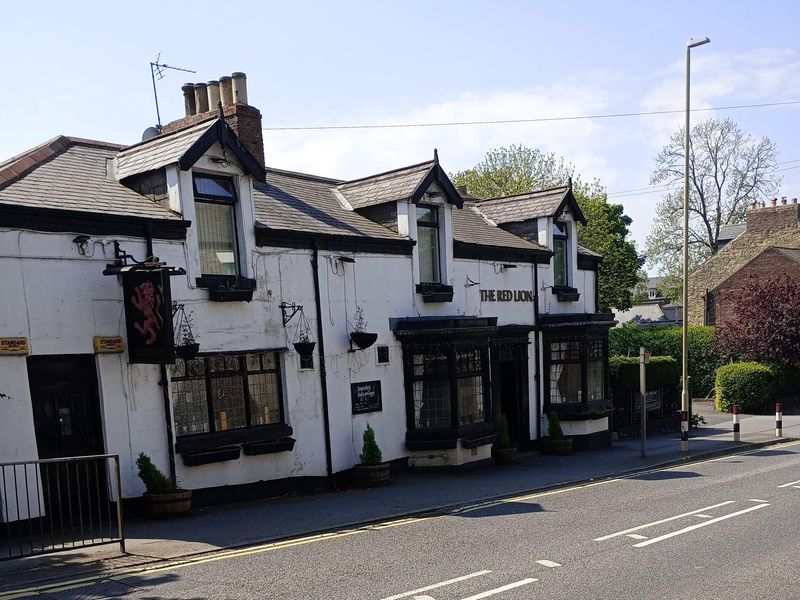 Red Lion 2024. (Pub, External). Published on 19-05-2024