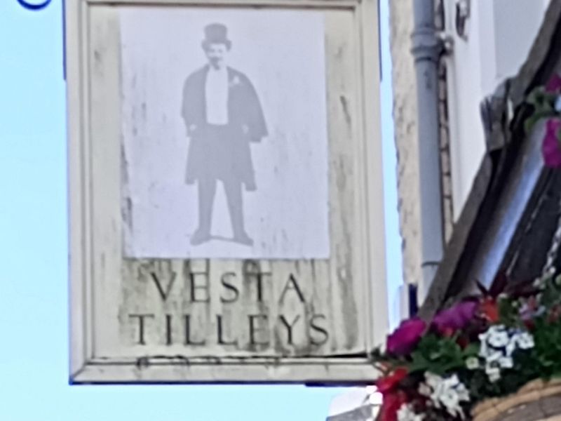 Vesta Tilleys Sign . (Sign). Published on 21-06-2024