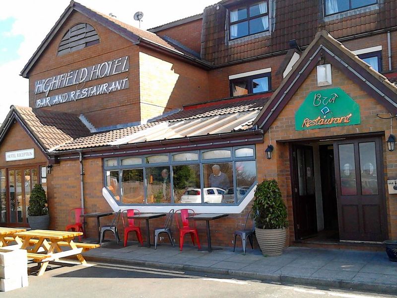 Highfield Hotel and Bar. (Pub, External, Key). Published on 11-04-2015 