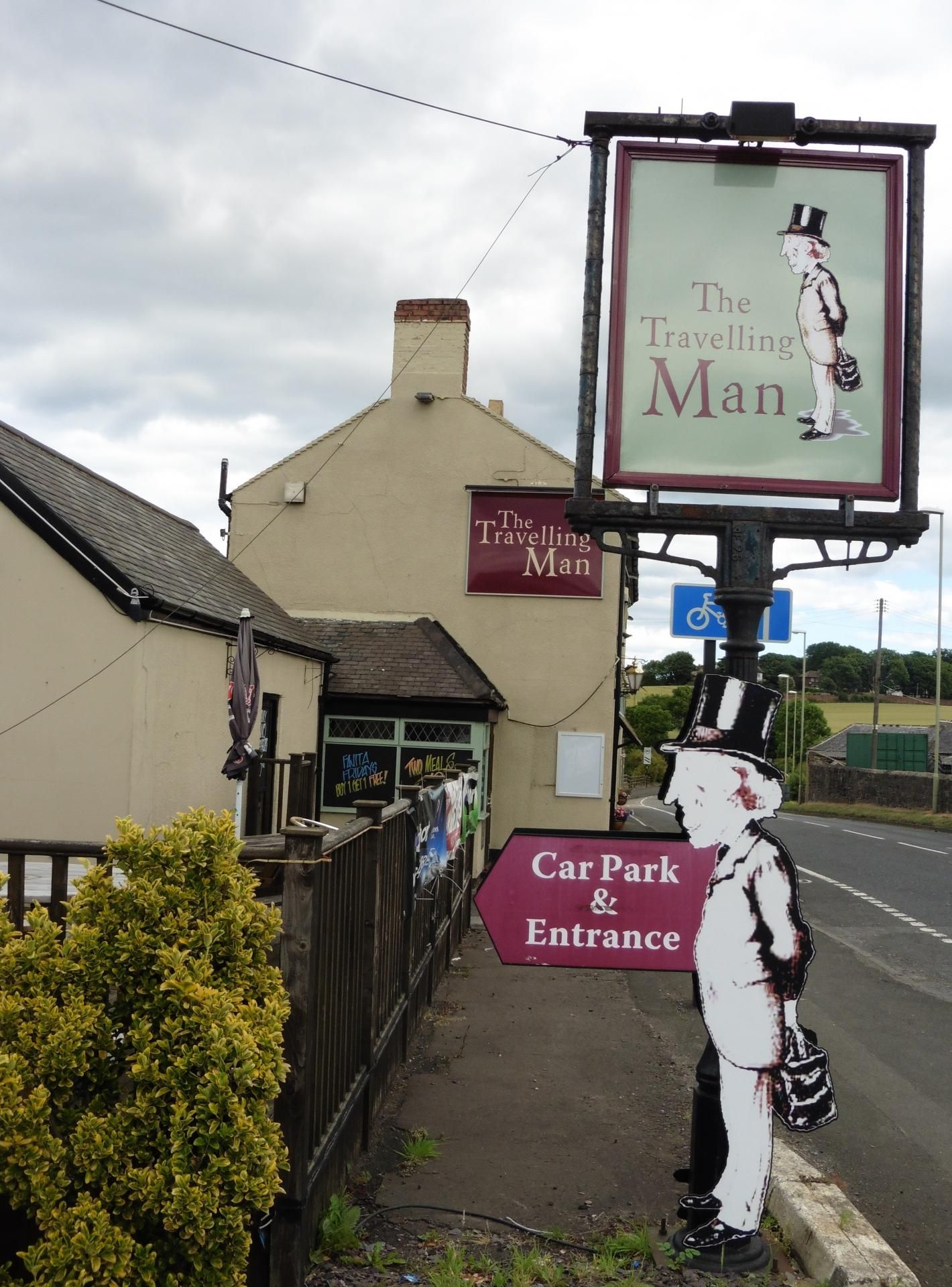 Travelling Man . (Pub, Sign, Key). Published on 27-07-2016