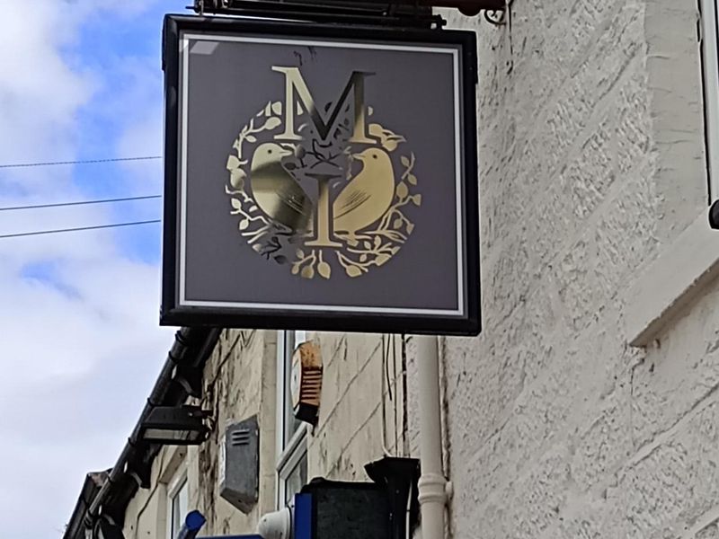 Middle Inn Sign. (External, Sign). Published on 29-05-2024 