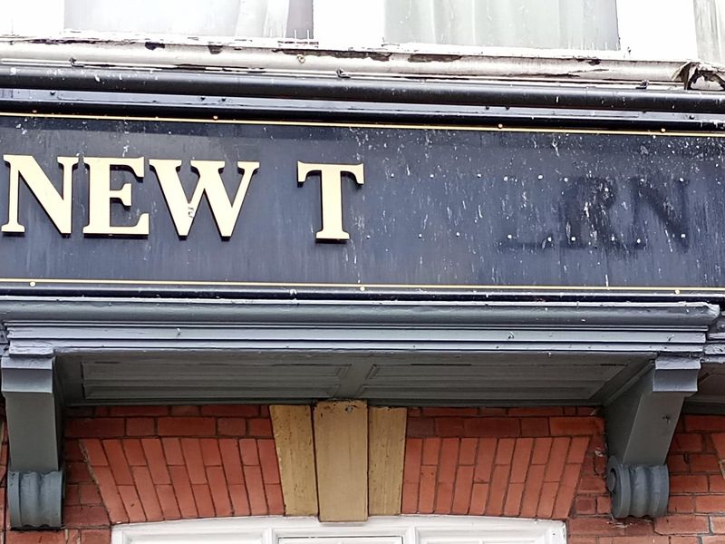 New Tavern missing sign . (External, Sign). Published on 29-05-2024