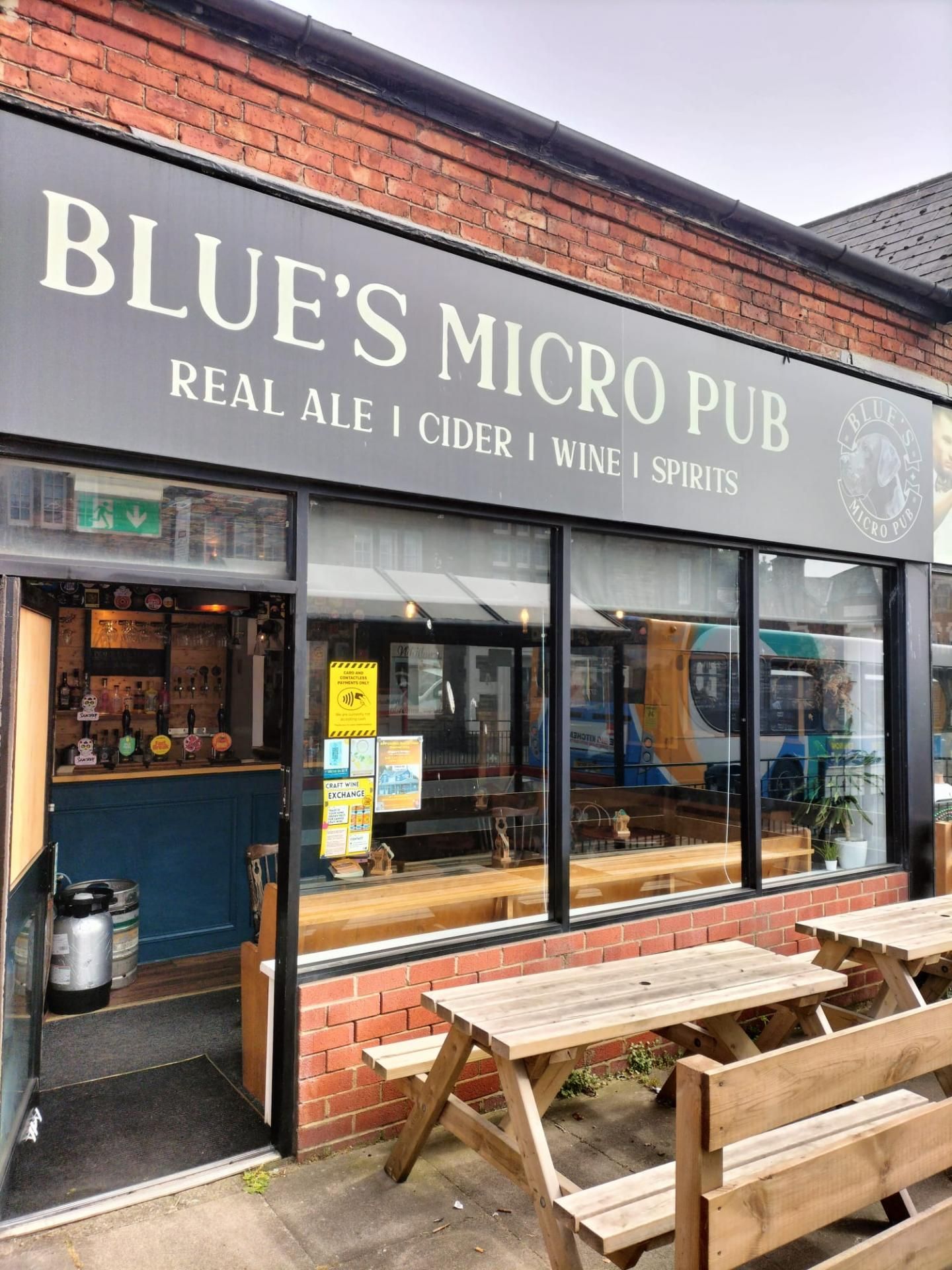 Blues Micro Pub. (Pub, External, Key). Published on 08-09-2023