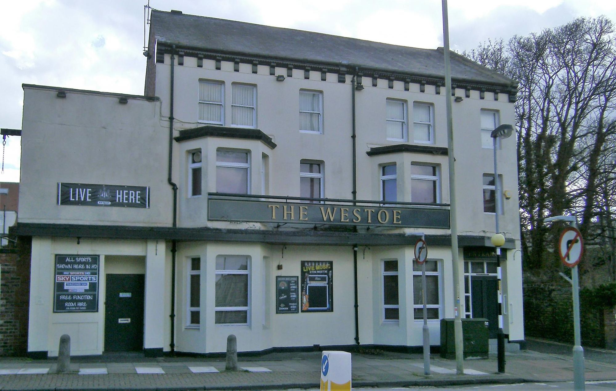 Westoe. (Pub, External, Key). Published on 09-04-2021