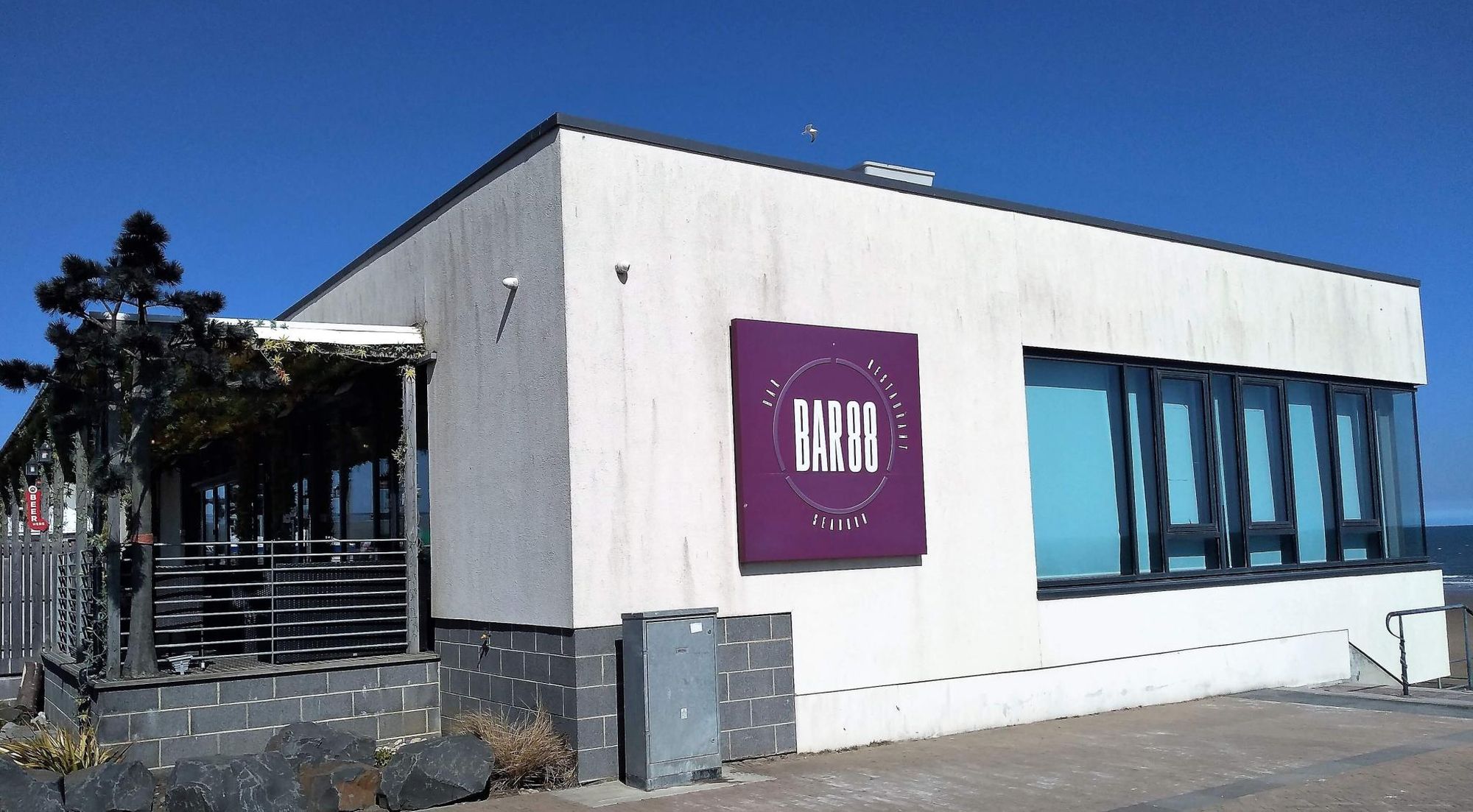 Bar 88. (External, Key). Published on 14-10-2021