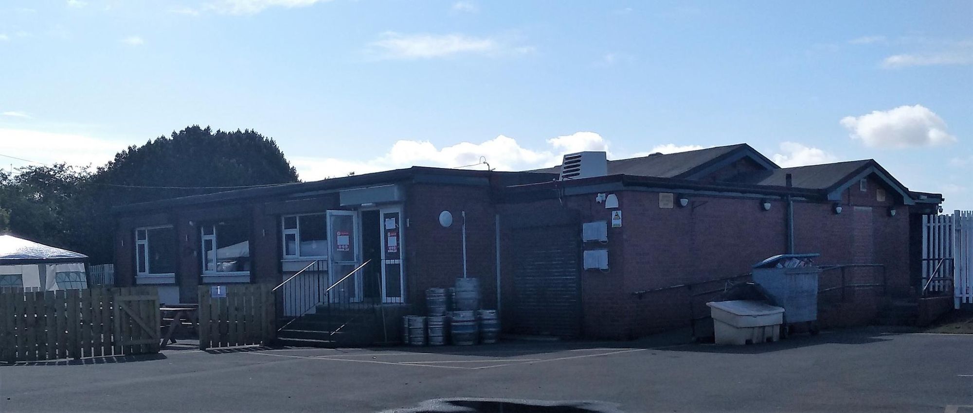 Billy Hardy Sports Bar. (External, Key). Published on 14-10-2021