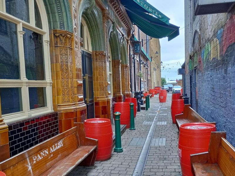 3 Stories Pann Alley . (External). Published on 18-09-2025 