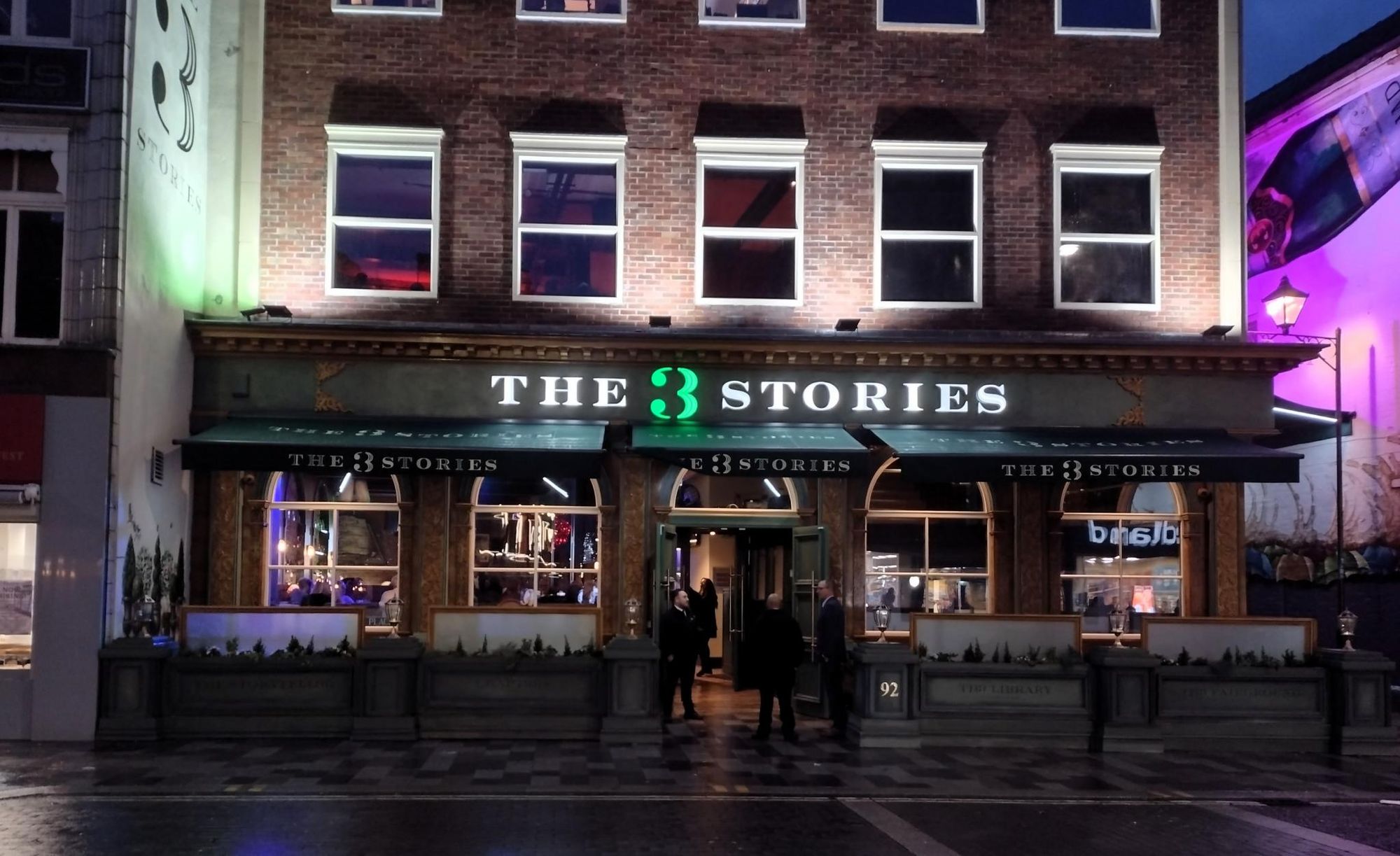 The 3 Stories. (Pub, External, Key). Published on 24-11-2024