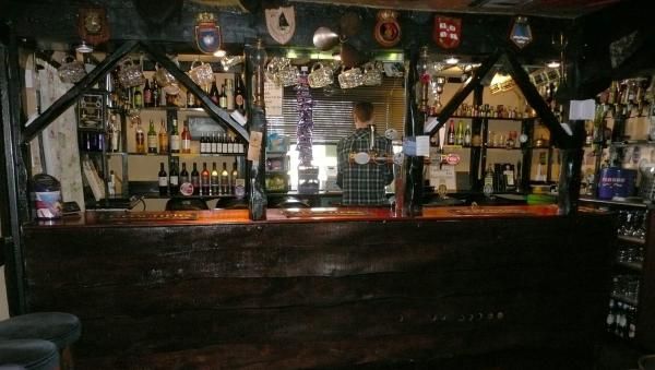 The serving bar counter. (Pub, Bar). Published on 03-11-2014