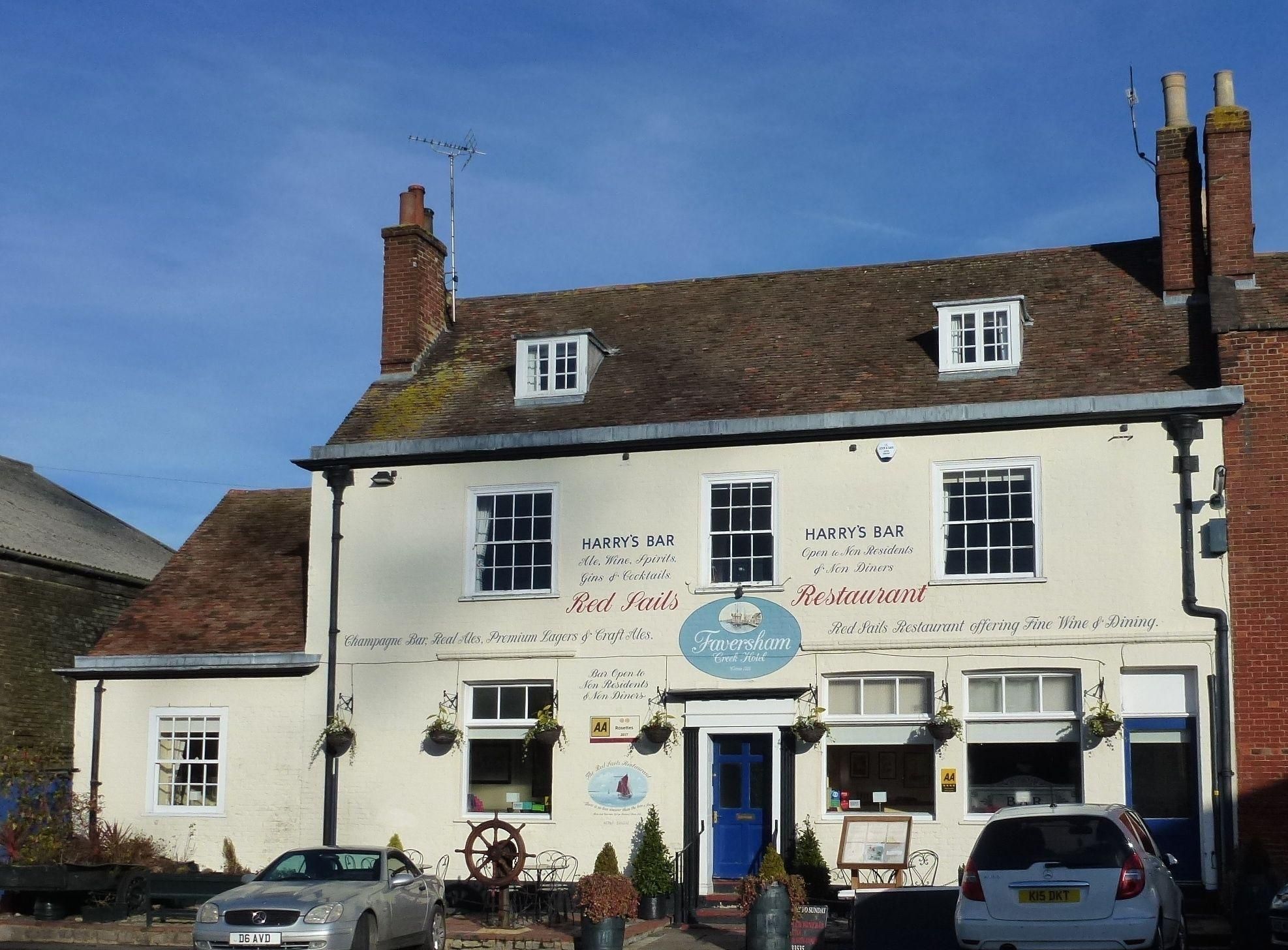 Street frontage as Creek Hotel. (External, Bar, Restaurant). Published on 10-01-2018