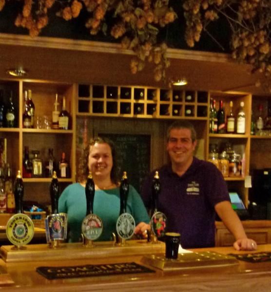 Chris & Carol at the bar (JW). (Publican). Published on 04-11-2013