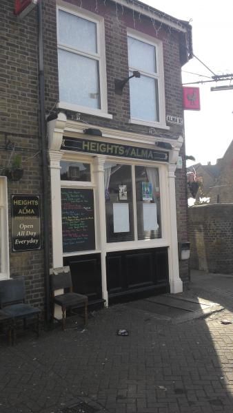 Upper floor. (Pub, External). Published on 08-03-2014