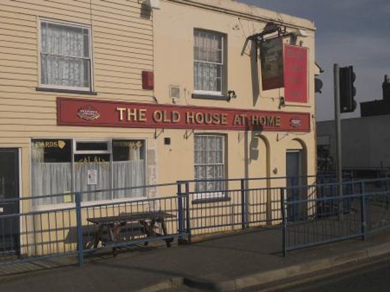 (Pub, External, Branch). Published on 08-03-2014