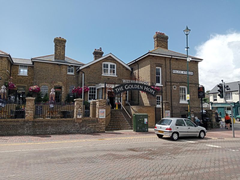 Street frontage. (Pub, External, Key). Published on 18-09-2026