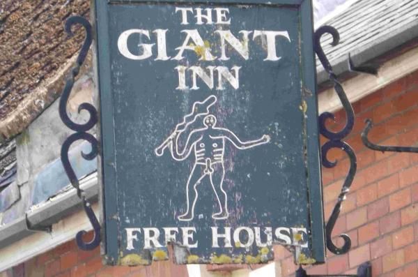 giant Inn Sign. (Sign). Published on 14-08-2013