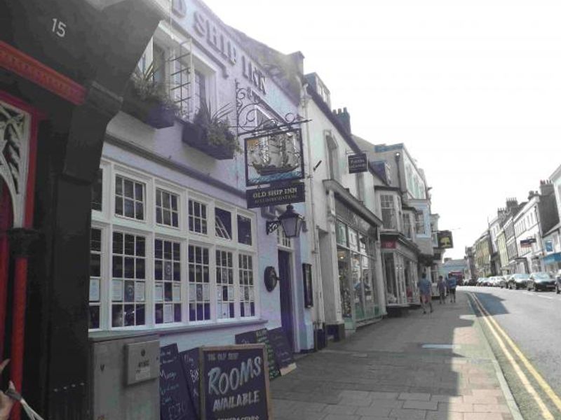 Old Ship Dorchester. (Pub). Published on 07-08-2013 