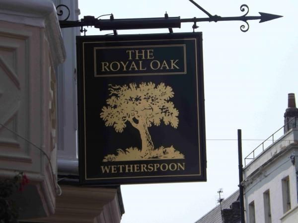 Royal Oak sign. (Sign). Published on 19-07-2013