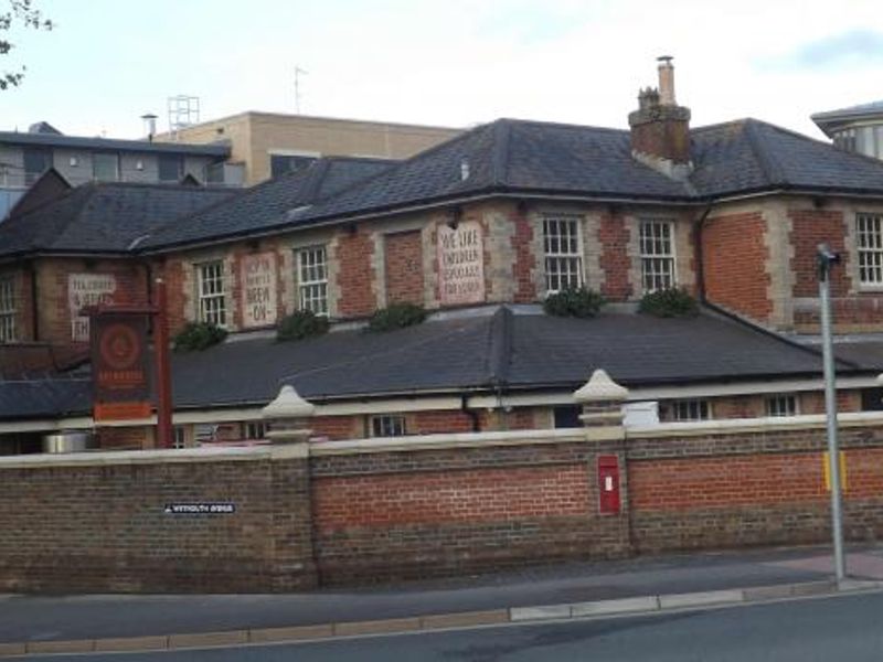 Side. (Pub, Brewery). Published on 14-05-2014 