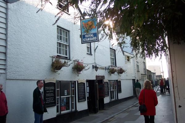Royal Standard Lyme Regis. (Pub). Published on 16-06-2013