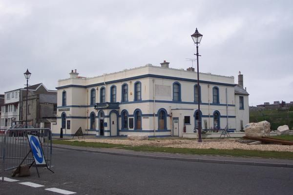 Victoria Lodge. (Pub). Published on 25-07-2013