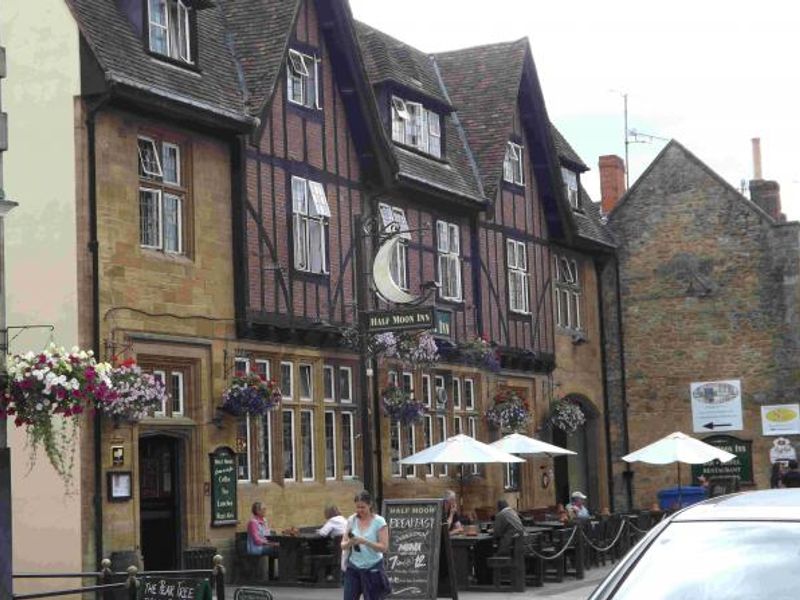 Half moon sherborne. (Pub). Published on 14-08-2013