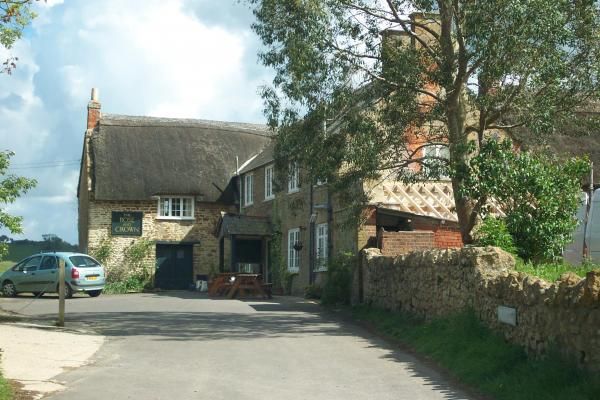 Rose and Crown Trent. (Pub). Published on 05-08-2013