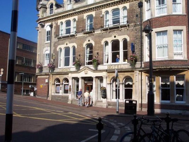 Crown Weymouth. (Pub). Published on 21-06-2013
