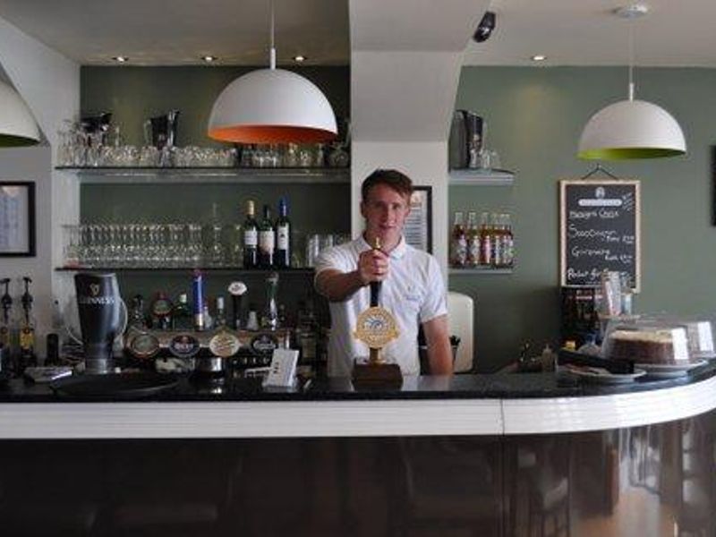 Bay Hotel bar. (Bar). Published on 26-08-2013 