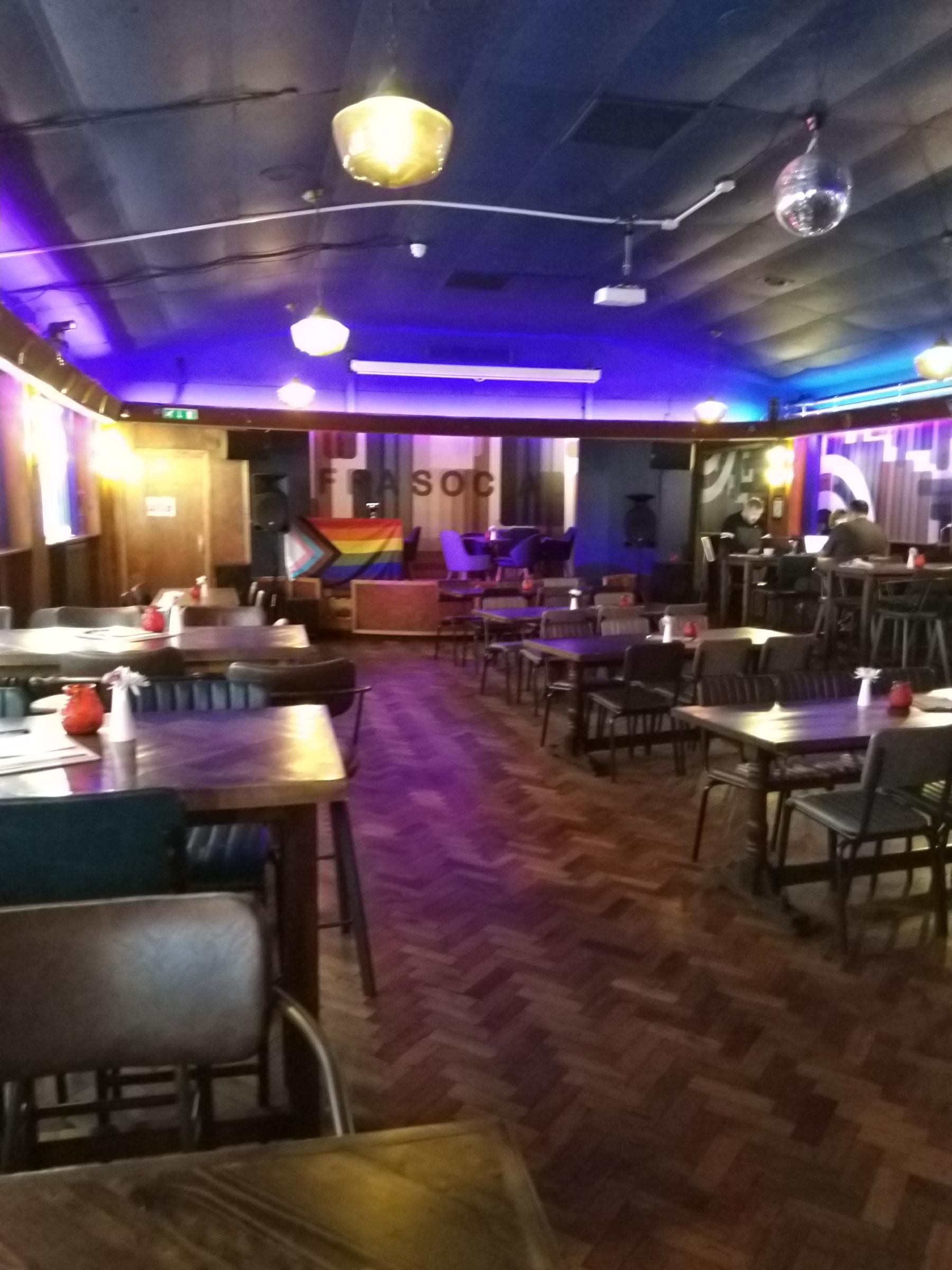 Effra Social - 2022-09-22 2. (Bar). Published on 22-09-2022