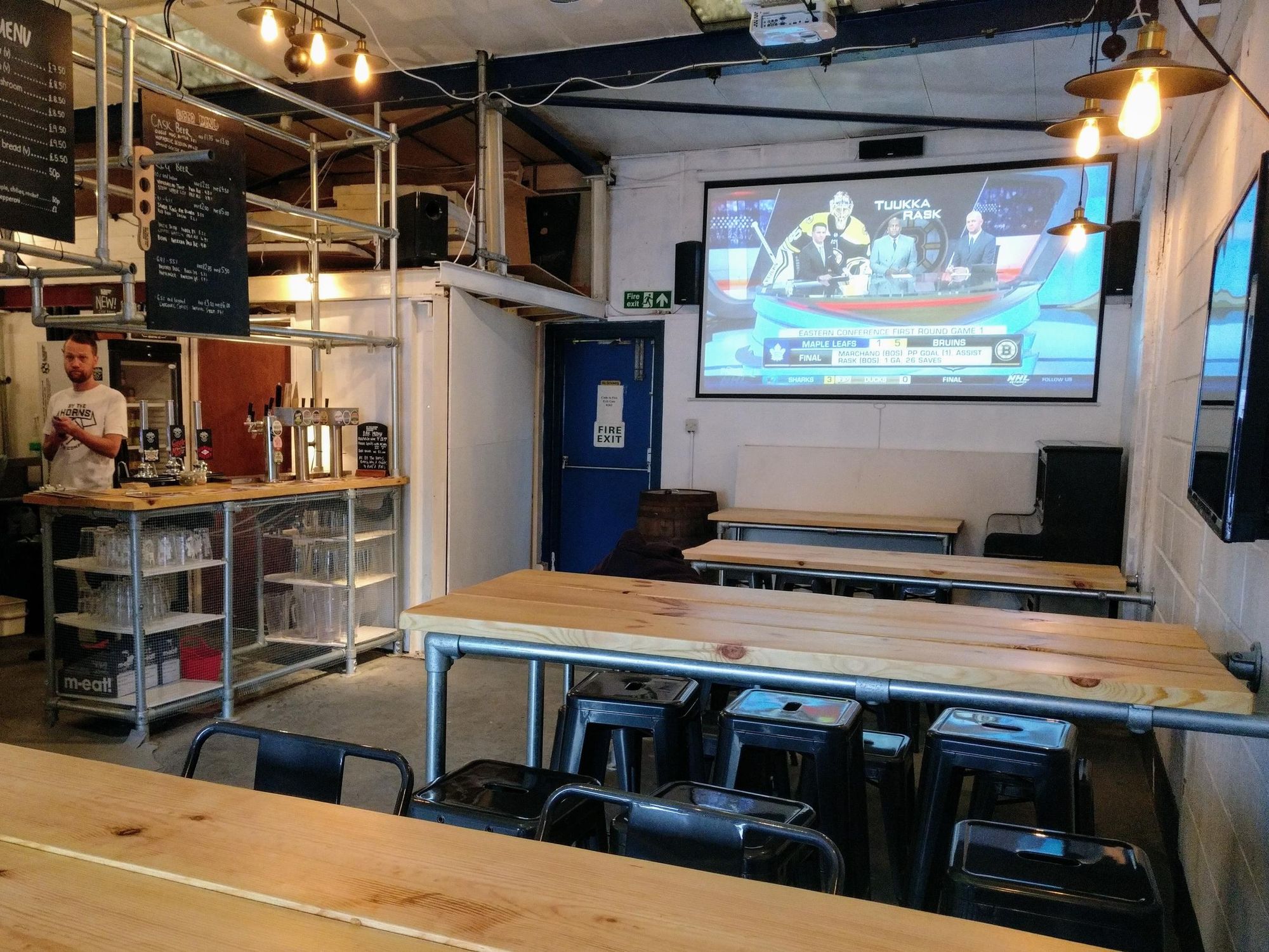 By The Horns Beer Hall 4. (Brewery, Bar). Published on 13-04-2018