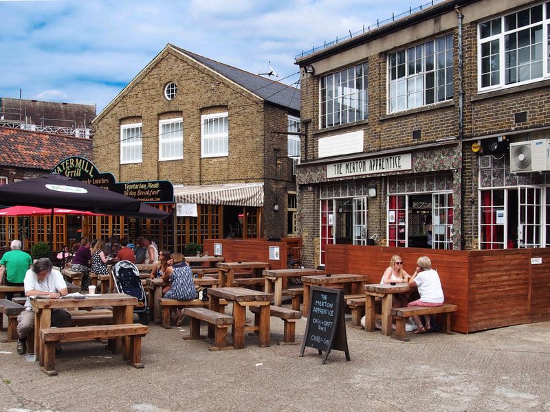 Merton Apprentice - 2017-07-01 1. (Pub, External, Key). Published on 05-08-2017