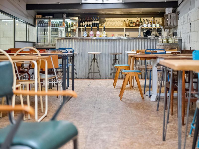 Sambrook's Brewery Tap Room. (Brewery, Bar, Key). Published on 10-11-2016