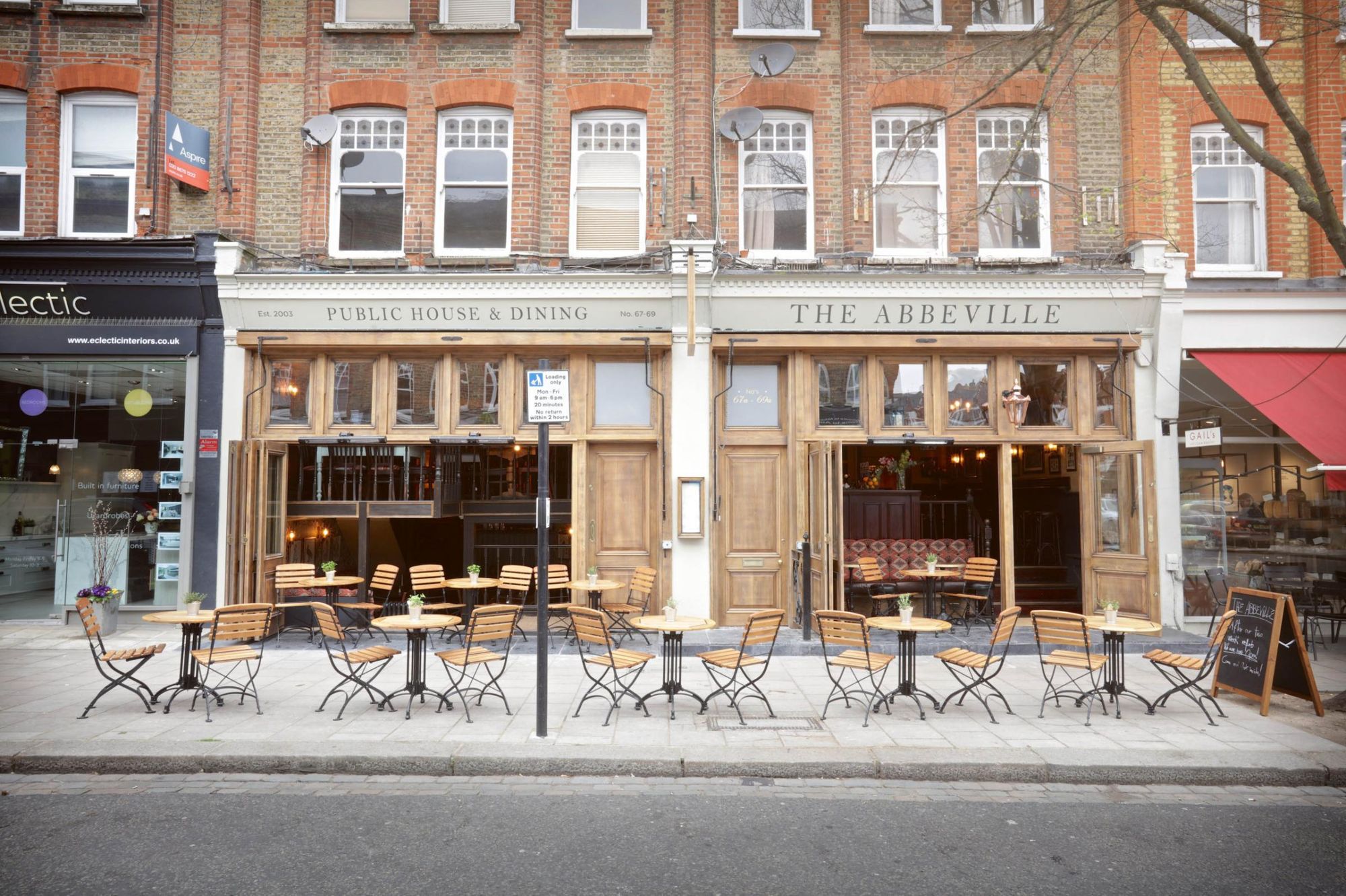 (c) Three Cheers Pub Co. (Pub, External, Key). Published on 16-11-2021