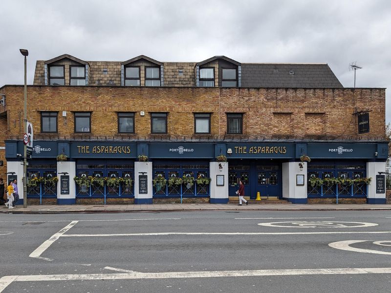 Asparagus SW11 - 2024-04-03. (Pub, External). Published on 03-04-2024 