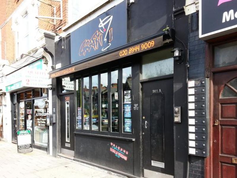 Graffiti, Earlsfield. (Pub, External, Key). Published on 29-10-2014