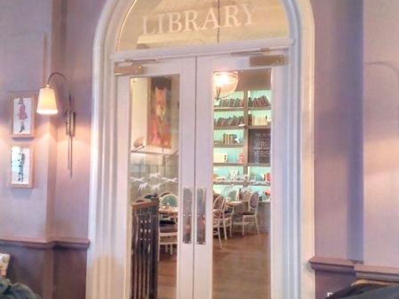 Dog & Fox, SW19 - . (Pub, Bar, Restaurant). Published on 02-01-2014