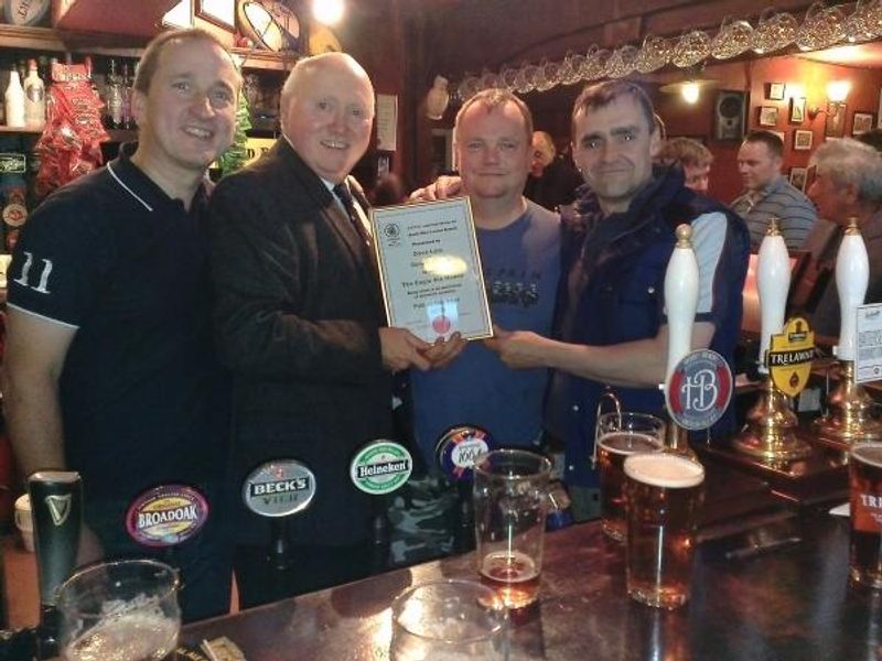 Simon Clark (1), Dave Law (4) and head barman Dan (3) receive th. (Pub, Publican, Award). Published on 08-09-2013