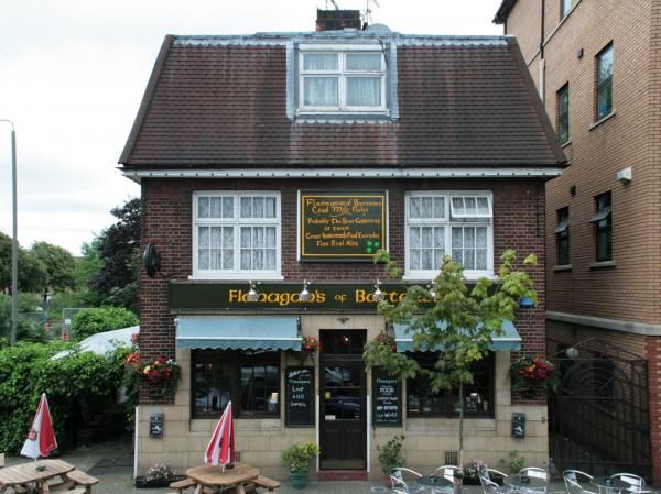 Flanagan's of Battersea, SW11. (Pub, External). Published on 21-02-2014