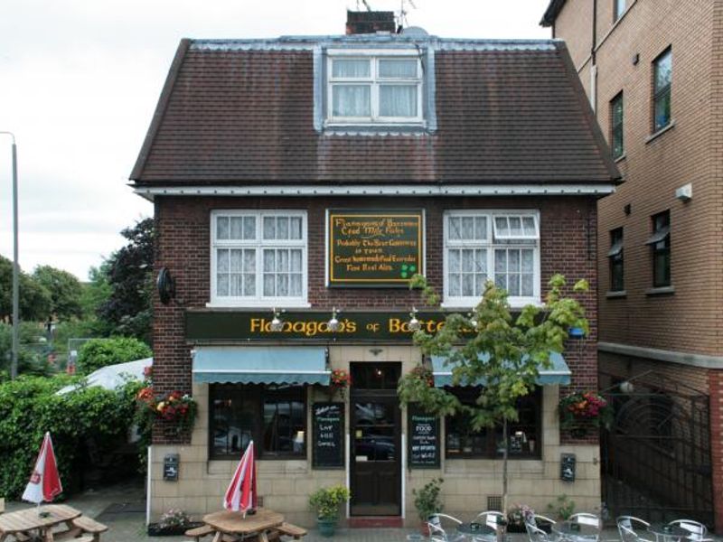 Flanagan's of Battersea, SW11. (Pub, External). Published on 21-02-2014